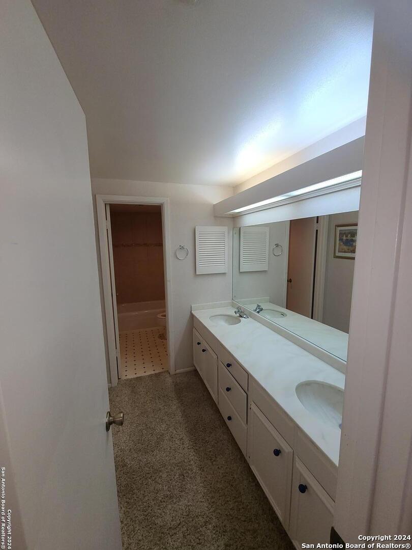 3678 Hidden Drive San Antonio TX 78217