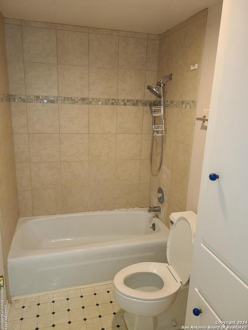 3678 Hidden Drive San Antonio TX 78217