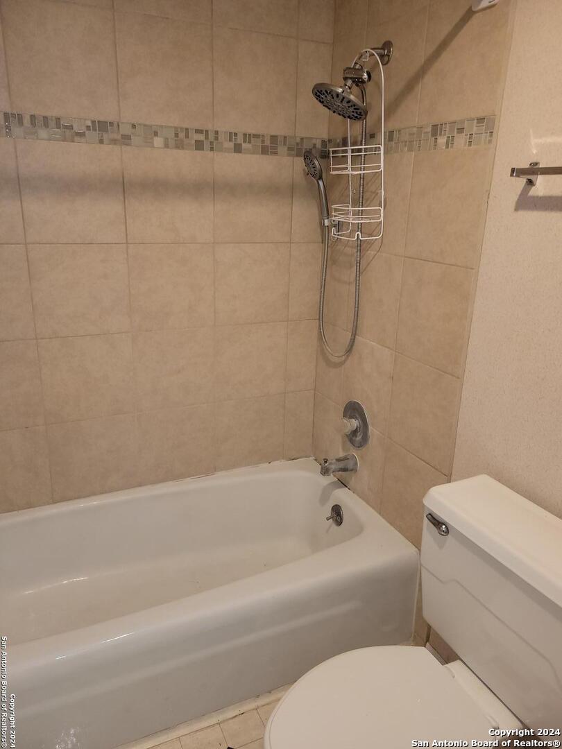 3678 Hidden Drive San Antonio TX 78217