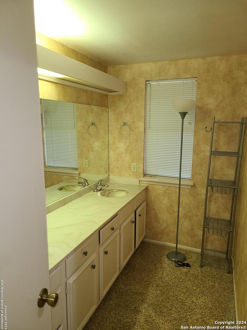3678 Hidden Drive San Antonio TX 78217