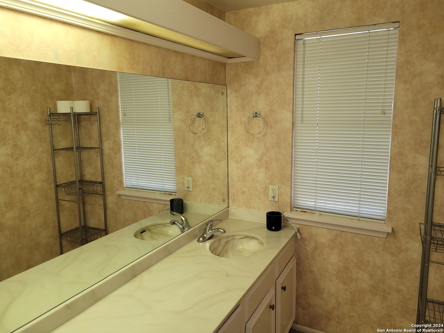 3678 Hidden Drive San Antonio TX 78217