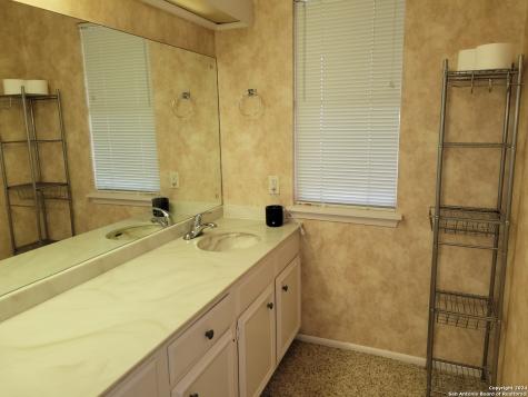 3678 Hidden Drive San Antonio TX 78217