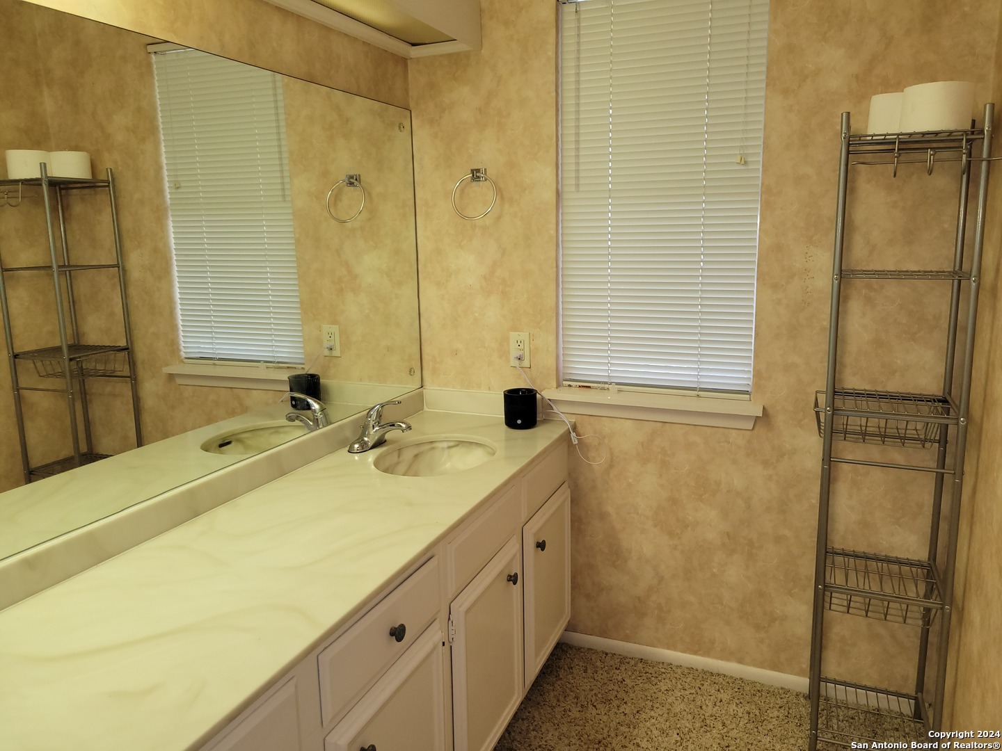 3678 Hidden Drive San Antonio TX 78217