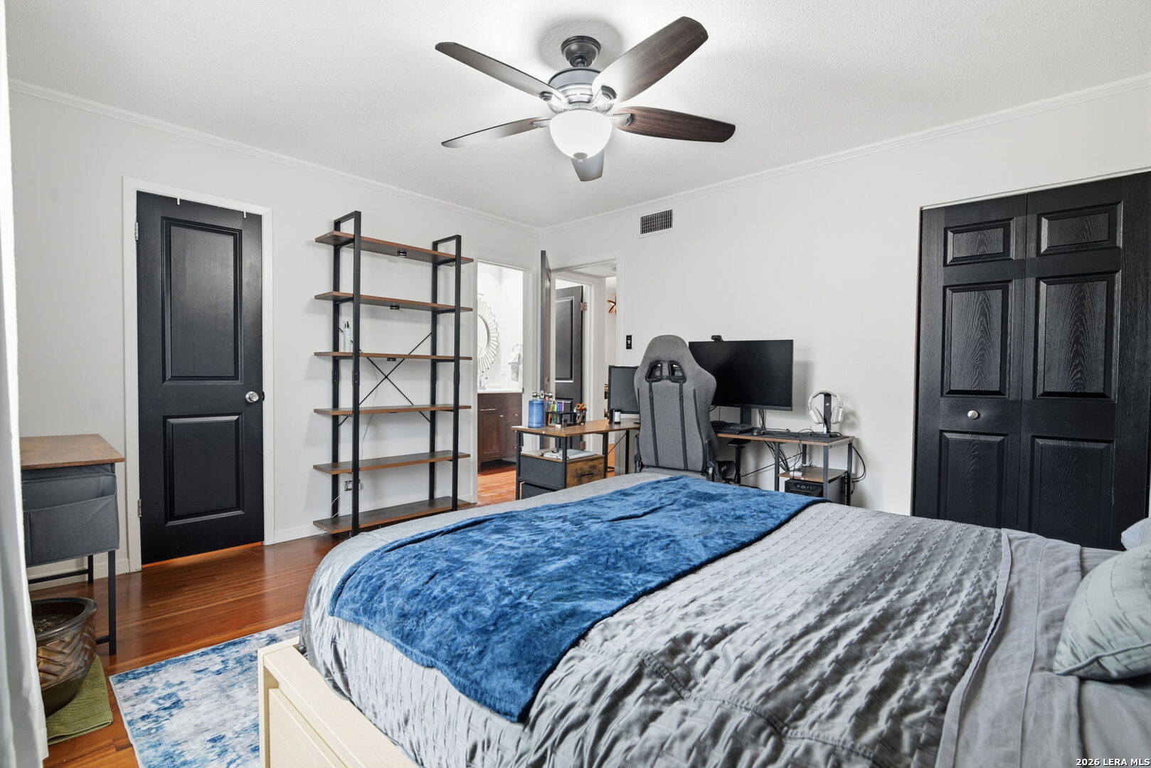 2300 Nacogdoches San Antonio TX 78209
