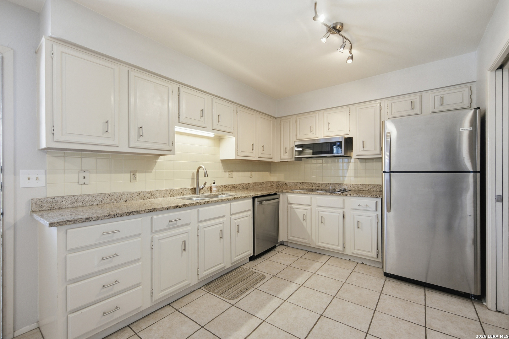 7834 Broadway Street San Antonio TX 78209