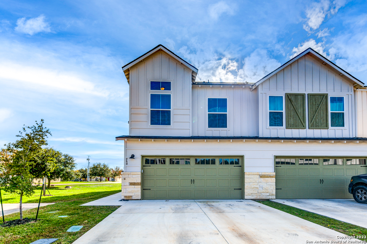 240 Sapphire New Braunfels TX 78130