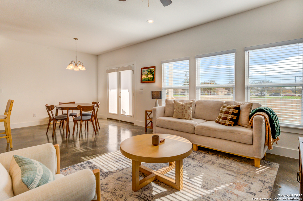 240 Sapphire New Braunfels TX 78130