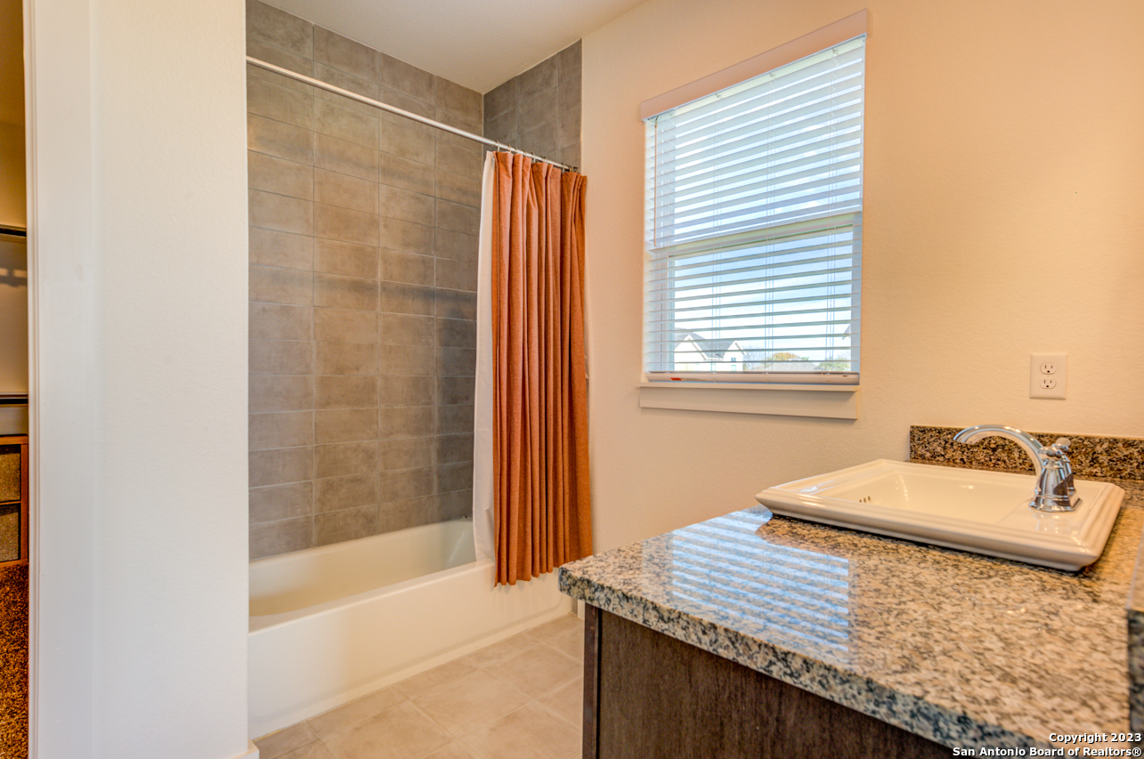 240 Sapphire New Braunfels TX 78130