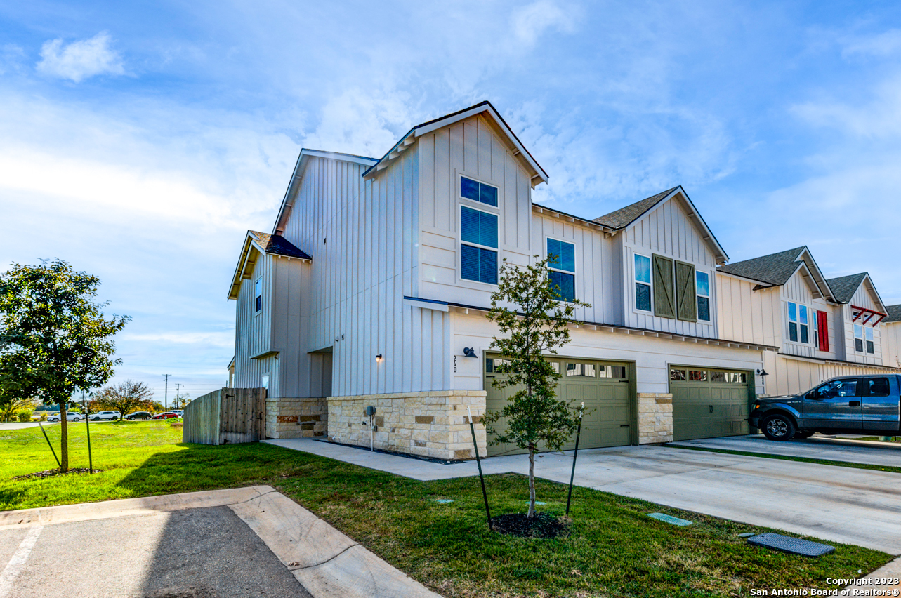 240 Sapphire New Braunfels TX 78130