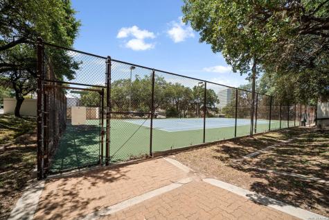 7701 Wurzbach San Antonio TX 78229