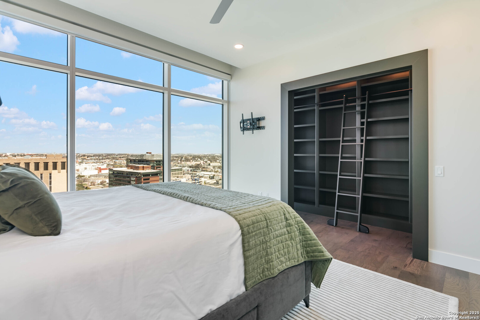 123 Lexington San Antonio TX 78205
