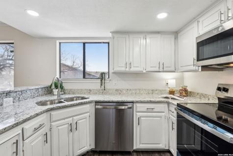 349 Harmony Court San Antonio TX 78217