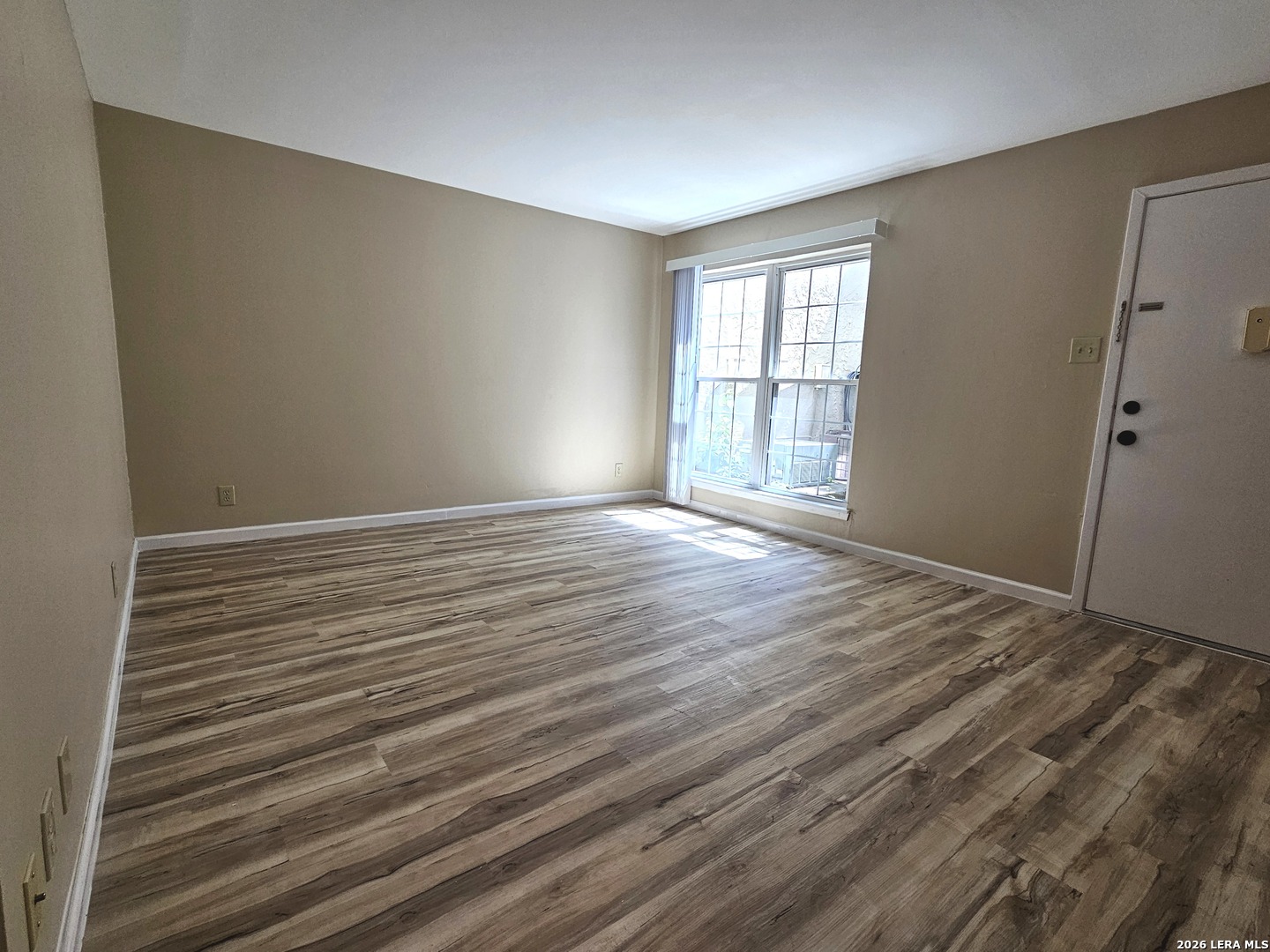 8702 Village San Antonio TX 78217