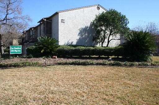 8702 Village San Antonio TX 78217