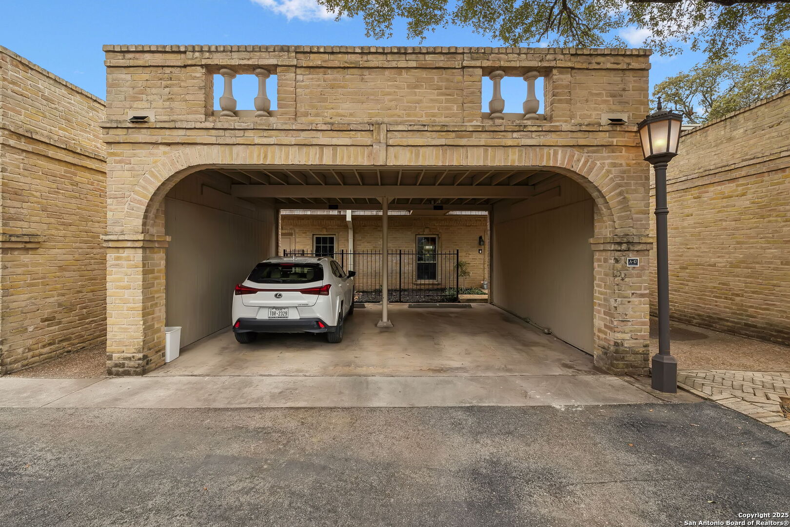 7731 Broadway San Antonio TX 78209