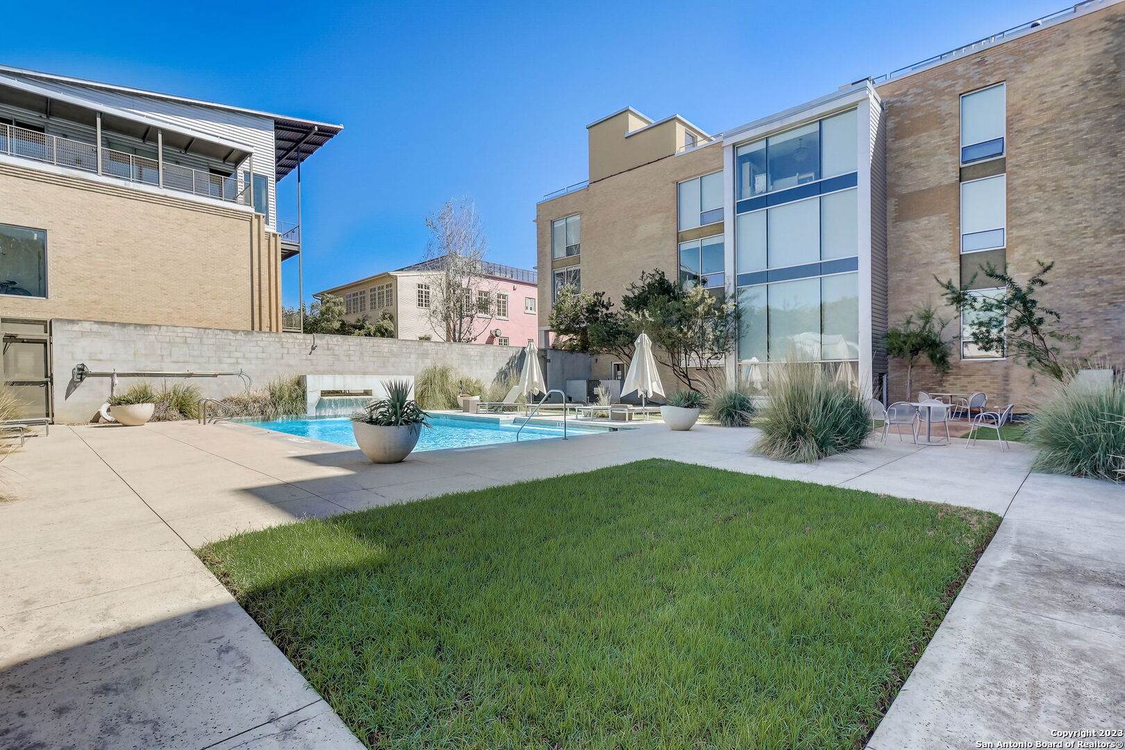 1115 S Alamo Street San Antonio TX 78210