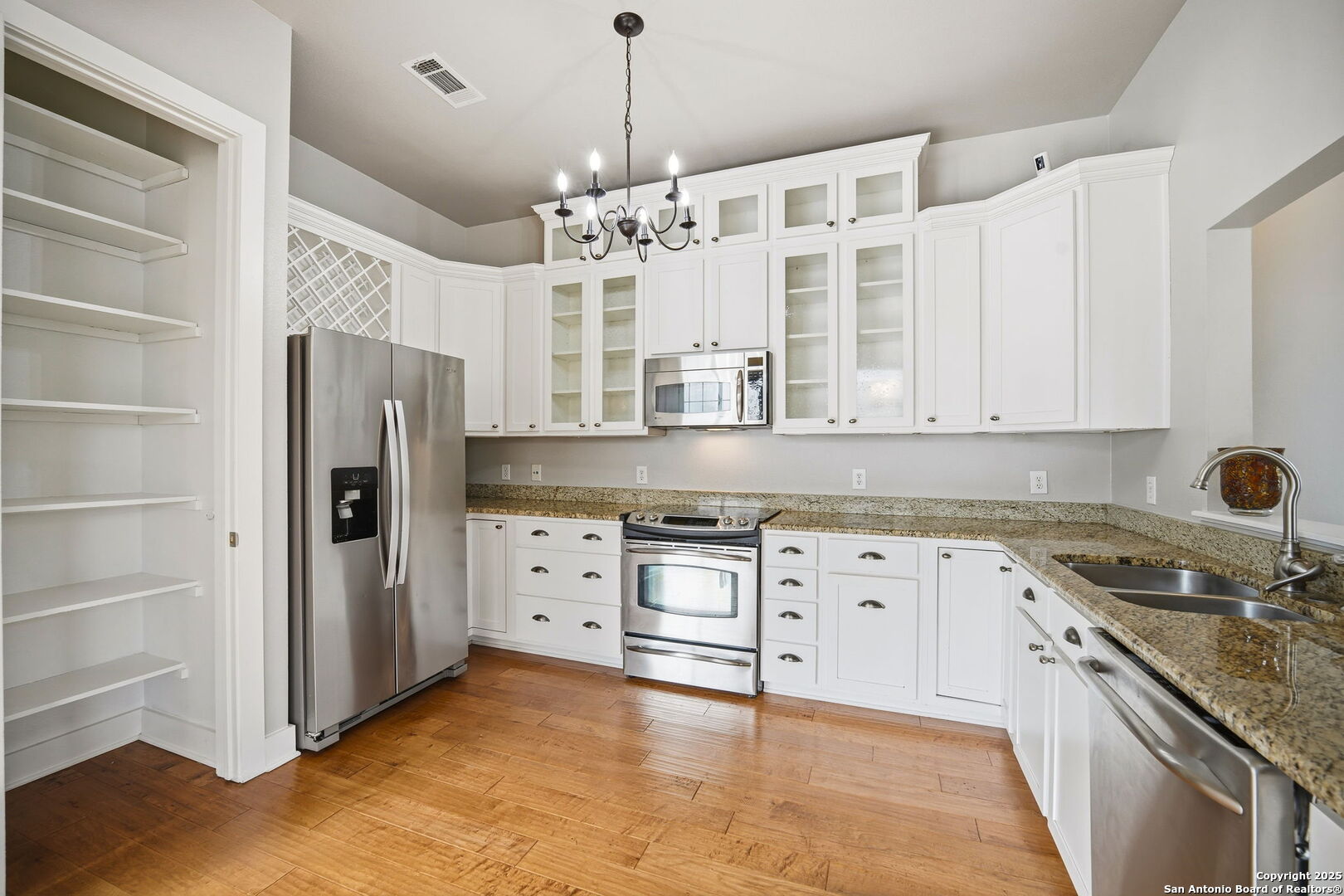 7342 Oak Manor San Antonio TX 78229