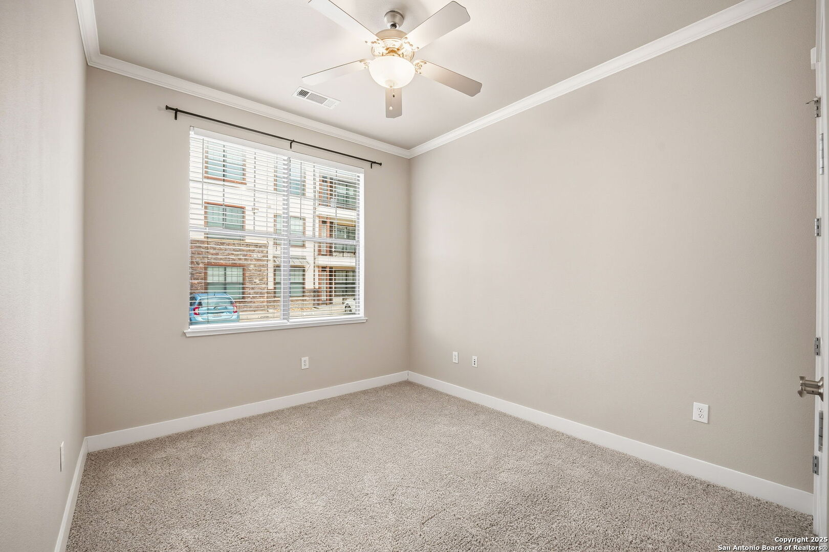 7342 Oak Manor San Antonio TX 78229