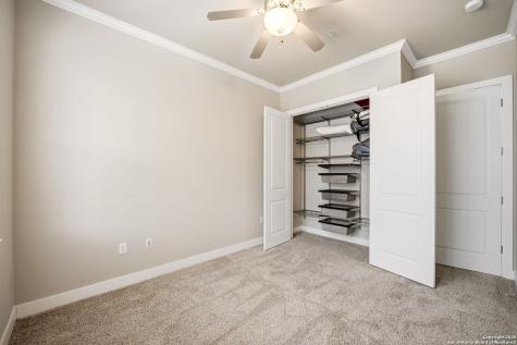 7342 Oak Manor San Antonio TX 78229