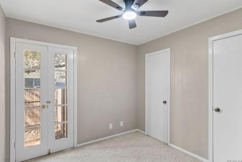 8702 Village Drive San Antonio TX 78217