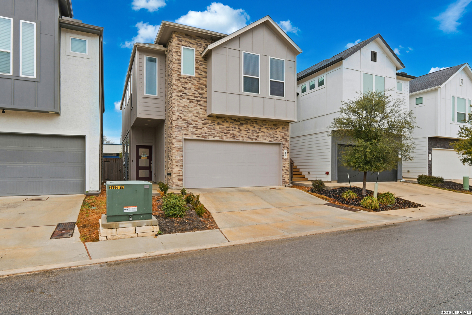 8851 Oakland San Antonio TX 78240