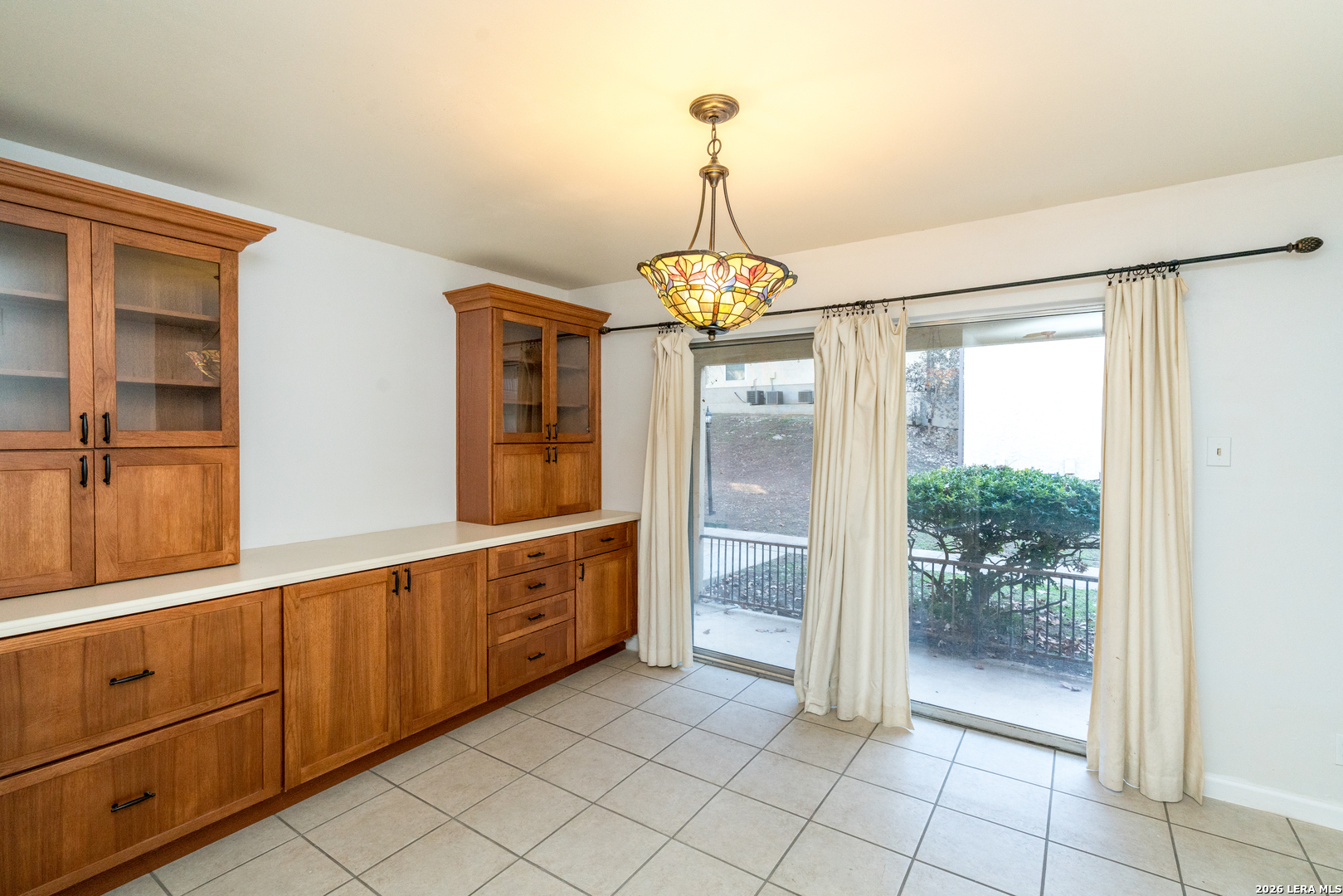 8702 Village San Antonio TX 78217