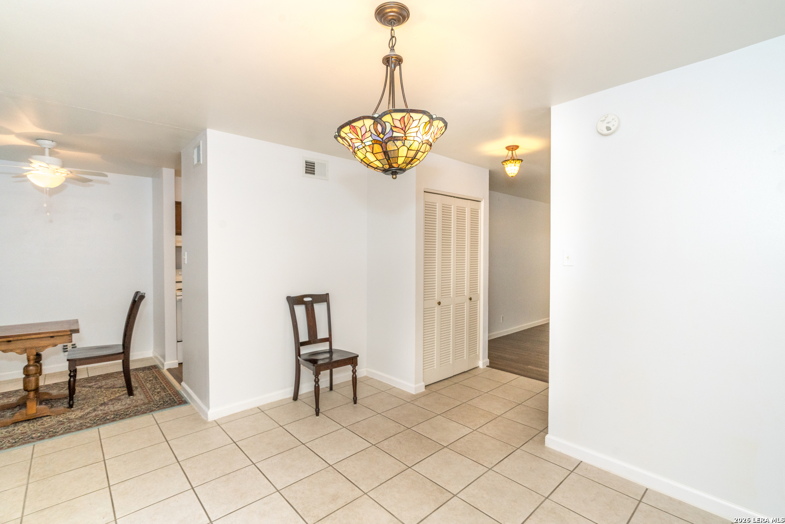 8702 Village San Antonio TX 78217