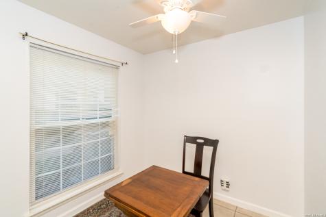 8702 Village San Antonio TX 78217