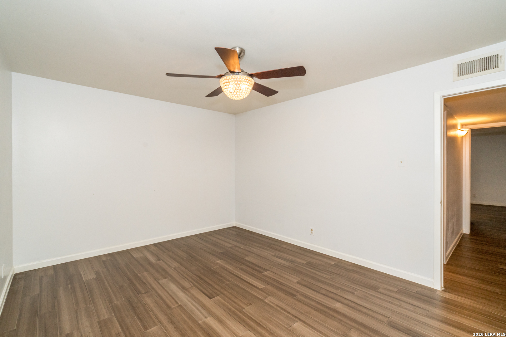 8702 Village San Antonio TX 78217