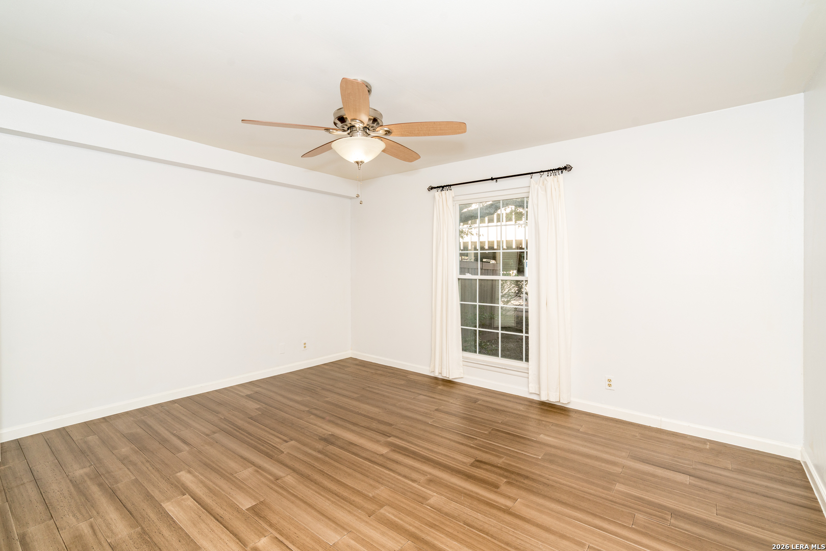 8702 Village San Antonio TX 78217