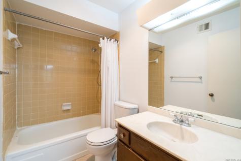 8702 Village San Antonio TX 78217