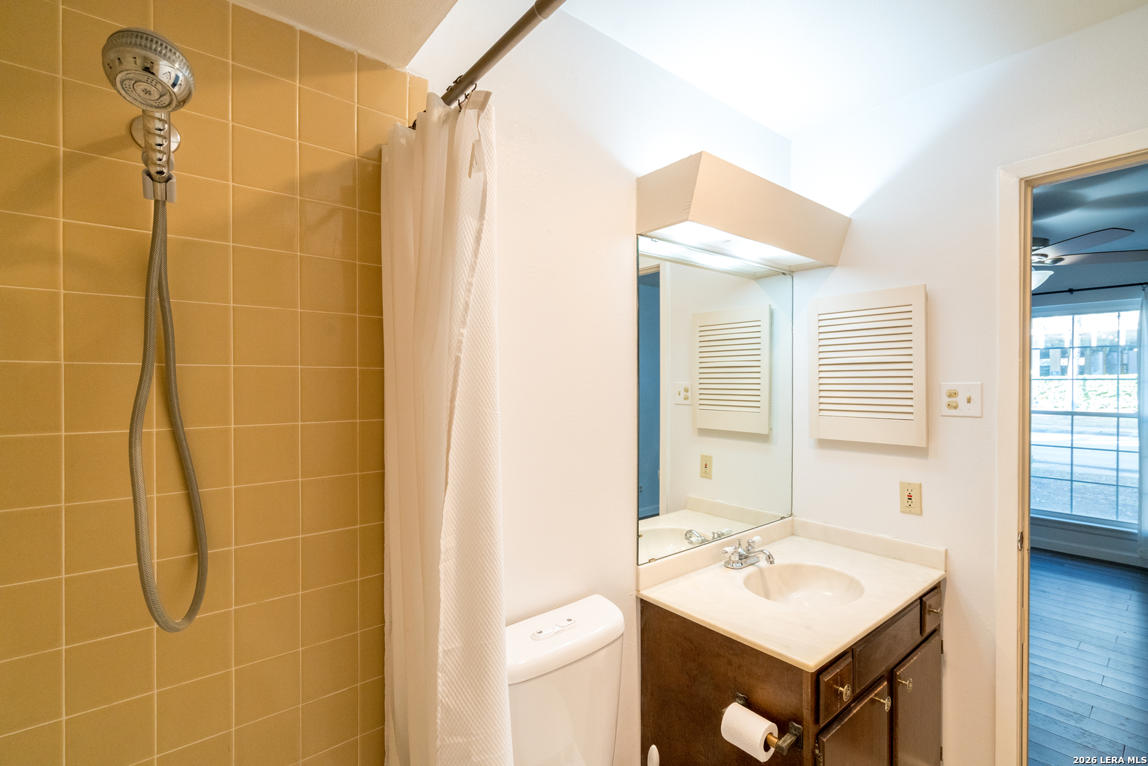 8702 Village San Antonio TX 78217