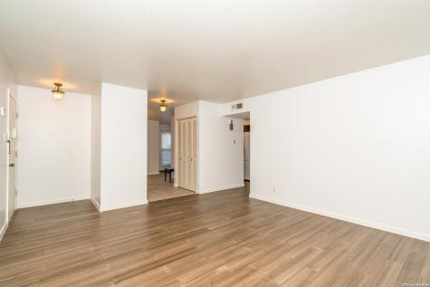 8702 Village San Antonio TX 78217