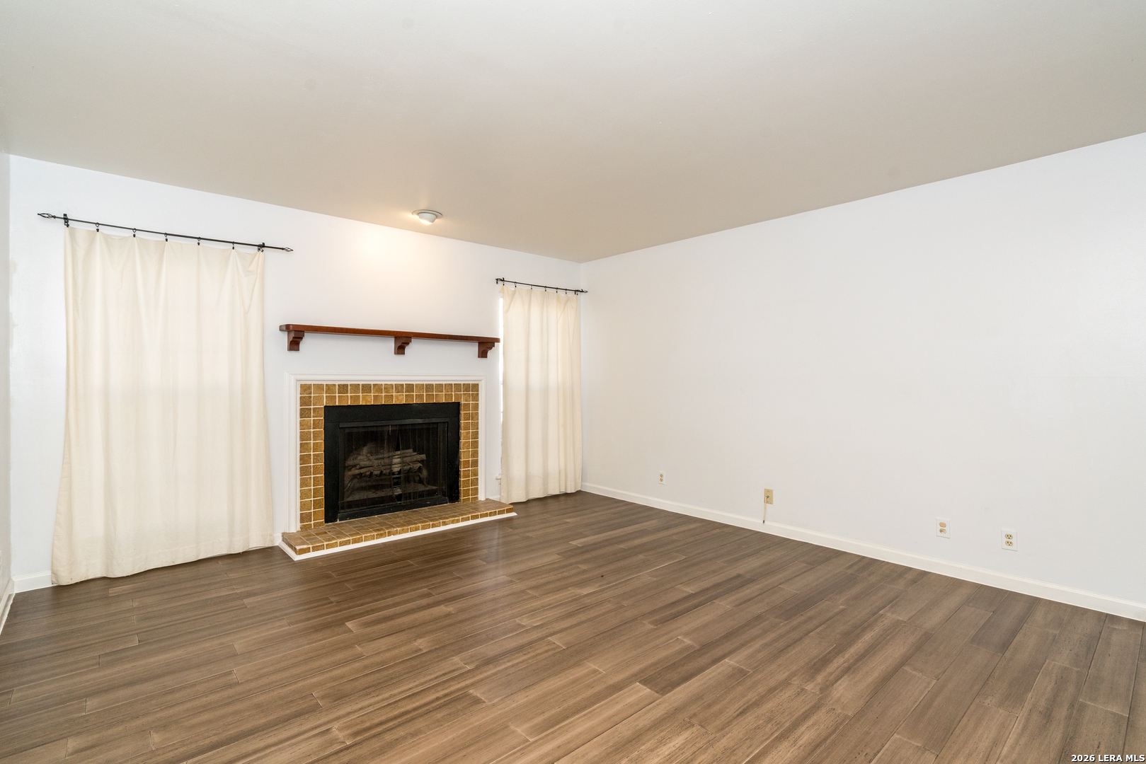 8702 Village San Antonio TX 78217