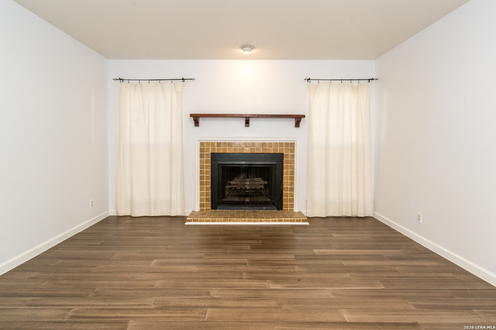 8702 Village San Antonio TX 78217