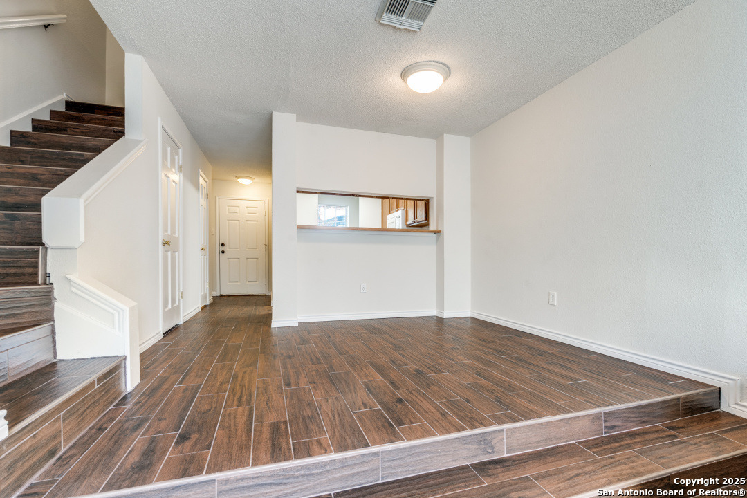 10254 Dover Ridge San Antonio TX 78250