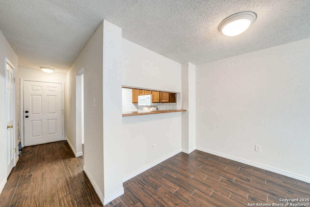 10254 Dover Ridge San Antonio TX 78250