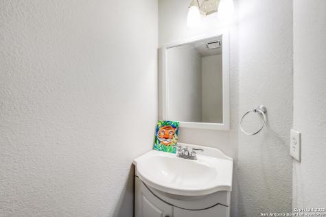 10254 Dover Ridge San Antonio TX 78250