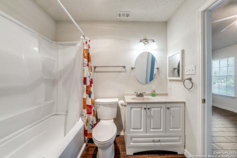 10254 Dover Ridge San Antonio TX 78250