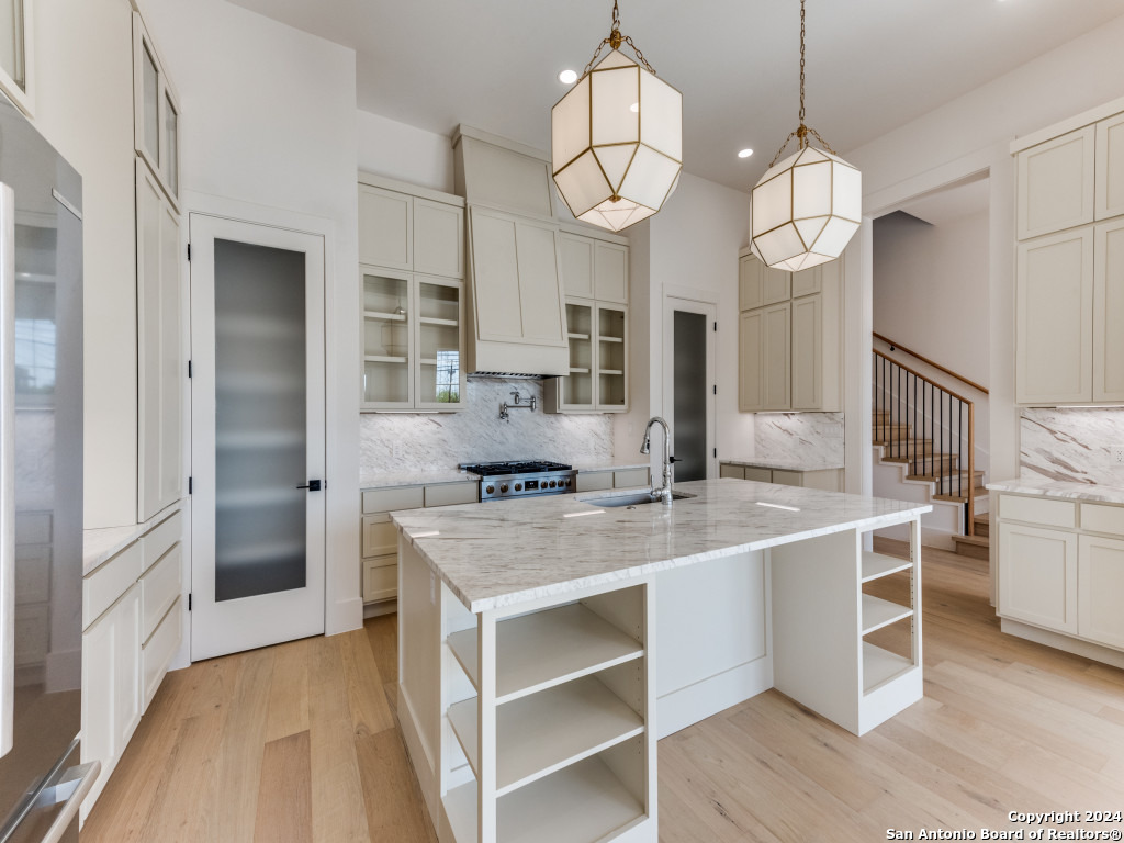 103 E Wildwood San Antonio TX 78212