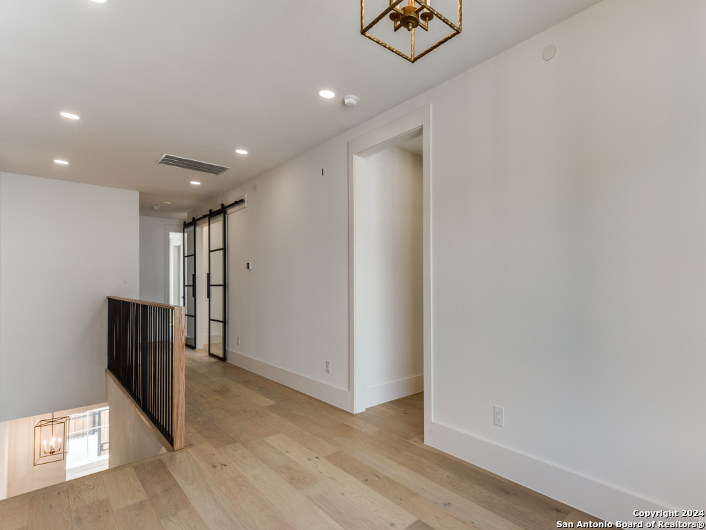 103 E Wildwood San Antonio TX 78212