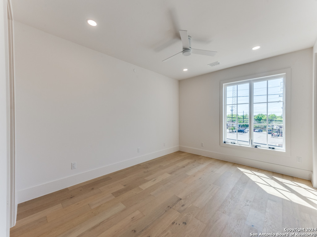 103 E Wildwood San Antonio TX 78212