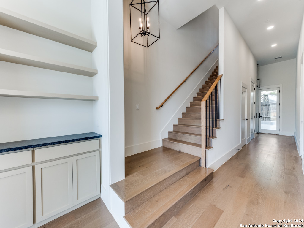 103 E Wildwood San Antonio TX 78212