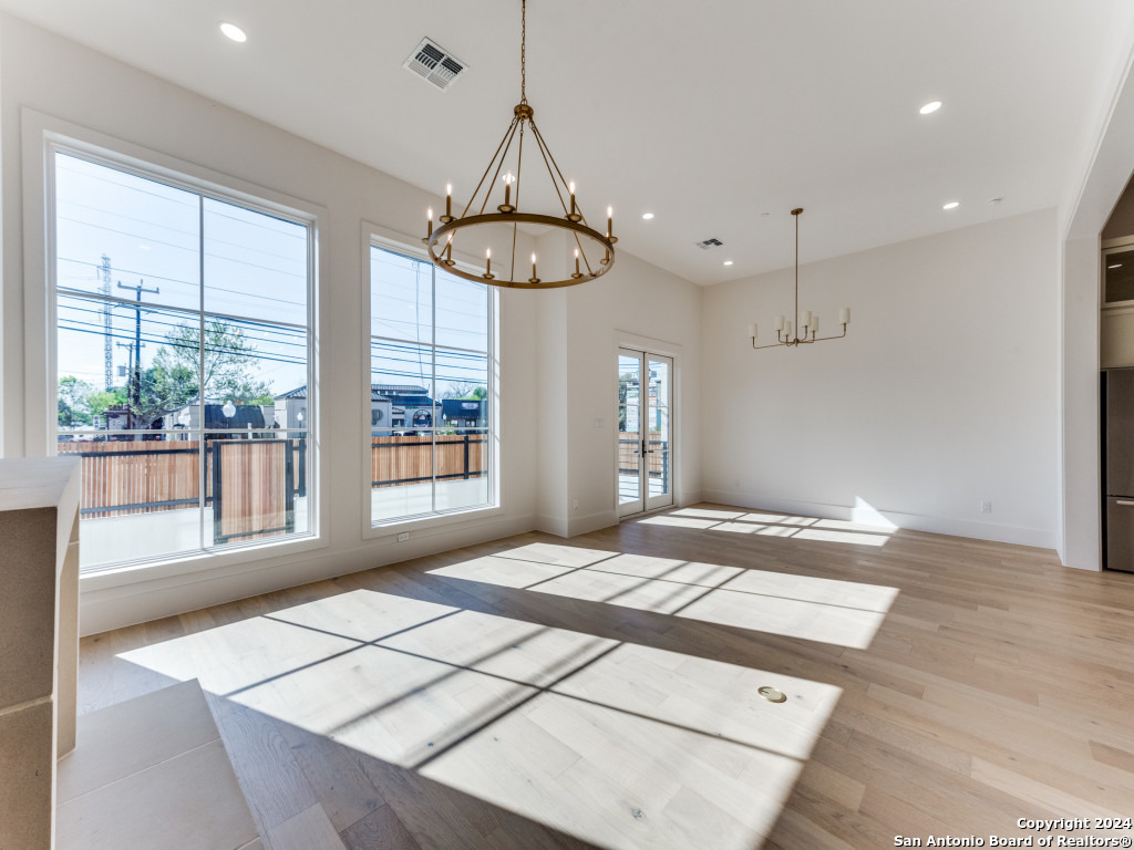 103 E Wildwood San Antonio TX 78212