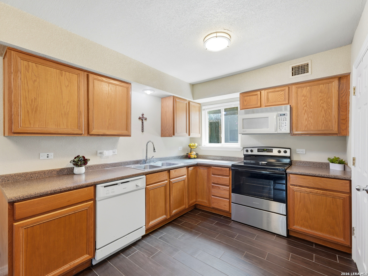 255 E Rampart Drive San Antonio TX 78216