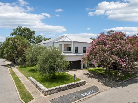315 Cleveland Court San Antonio TX 78209