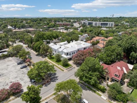 315 Cleveland Court San Antonio TX 78209