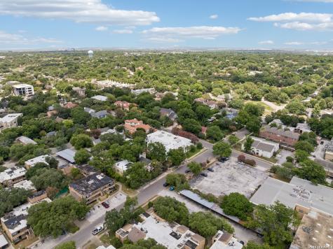 315 Cleveland Court San Antonio TX 78209