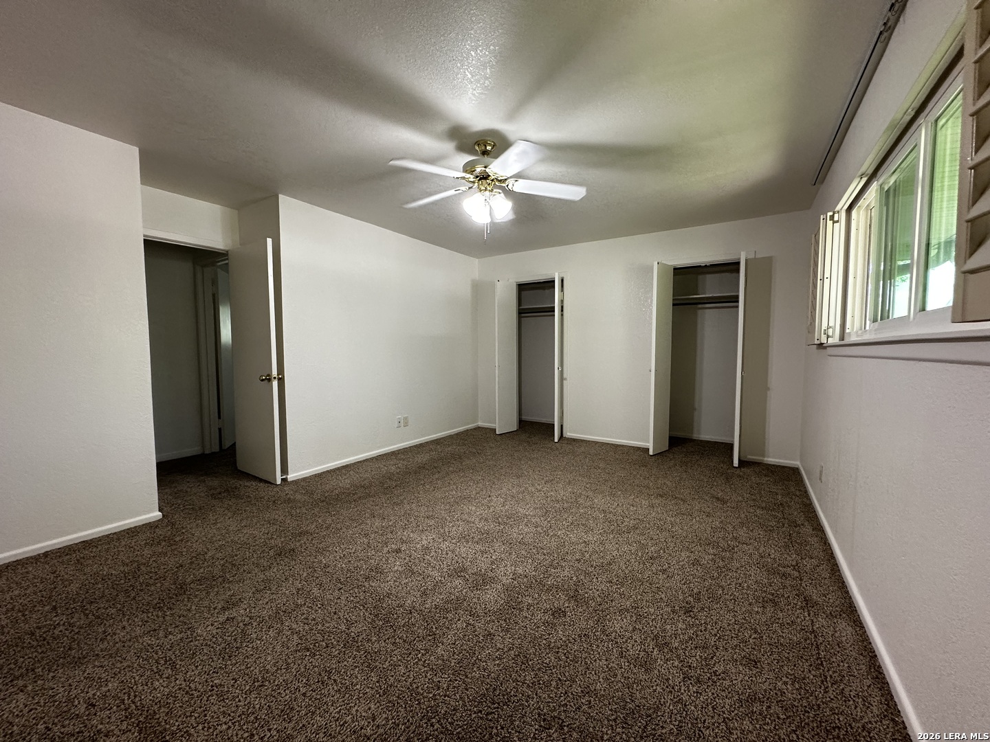 121 W Silver Sands San Antonio TX 78216