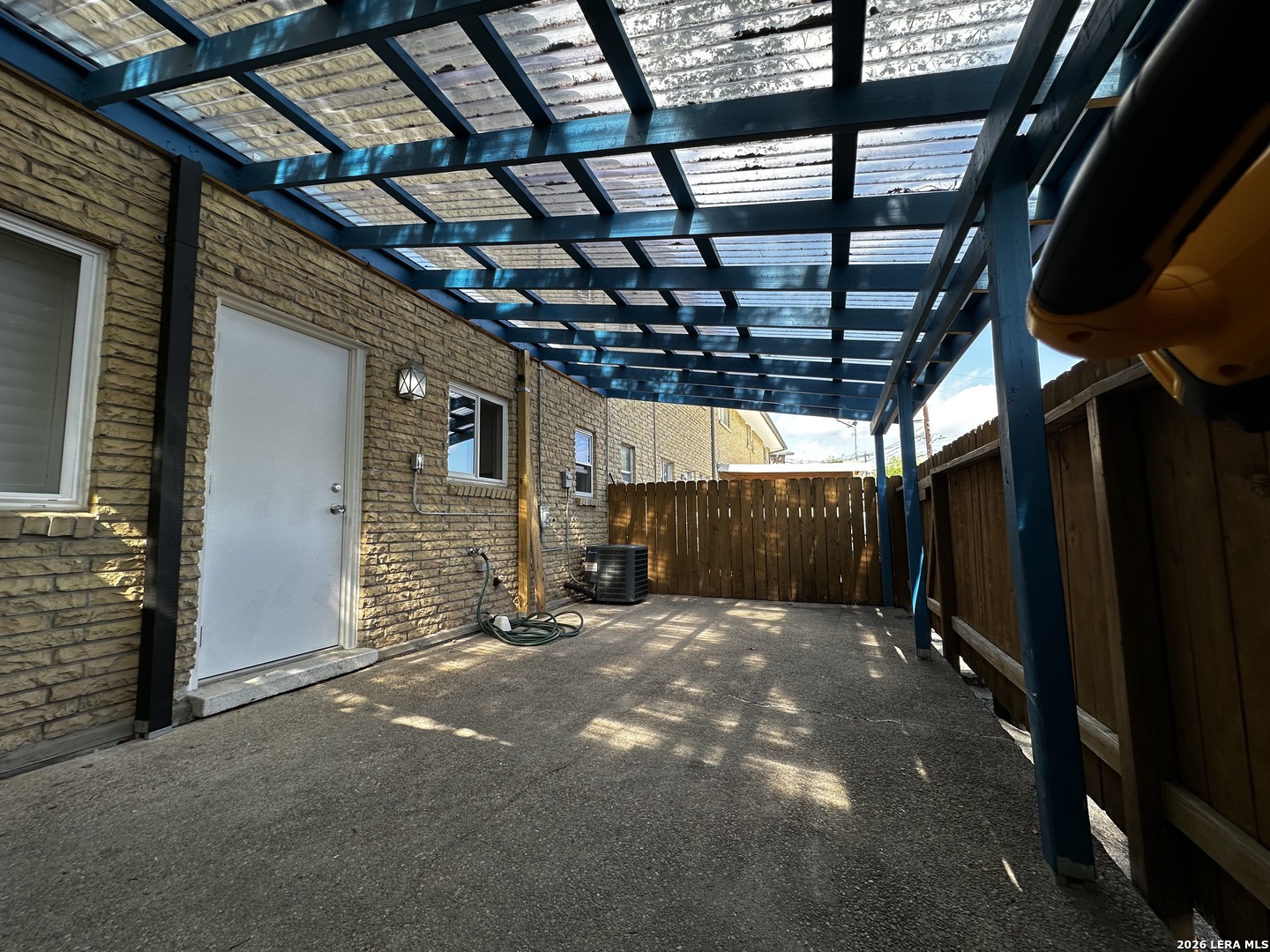 121 W Silver Sands San Antonio TX 78216
